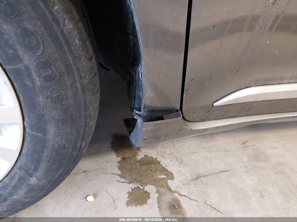 2015 TOYOTA SIENNA XLE 8 PASSENGER — I156