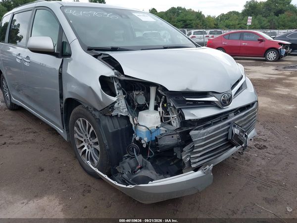 2020 TOYOTA SIENNA XLE — I6