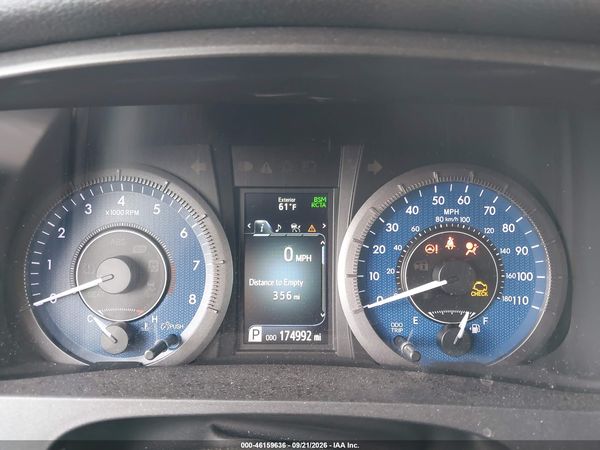 2020 TOYOTA SIENNA XLE — I7