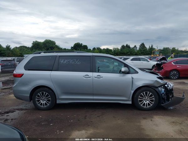 2020 TOYOTA SIENNA XLE — I116