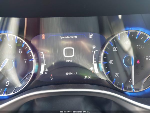 2025 CHRYSLER PACIFICA SELECT — I7