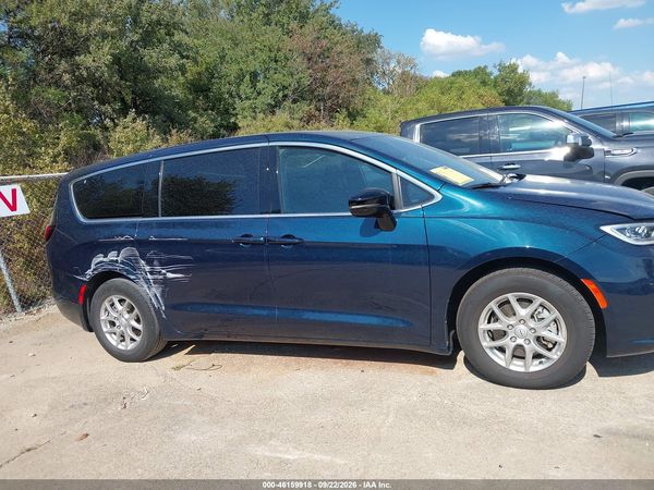 2025 CHRYSLER PACIFICA SELECT — I116