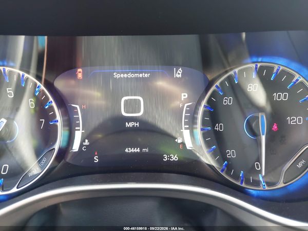 2025 CHRYSLER PACIFICA SELECT — I118