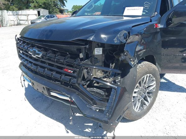2025 CHEVROLET SUBURBAN 4WD Z71 — I6