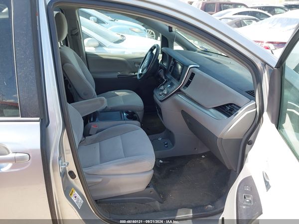2015 TOYOTA SIENNA LE 8 PASSENGER — I5