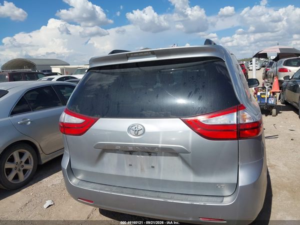 2015 TOYOTA SIENNA LE 8 PASSENGER — I119