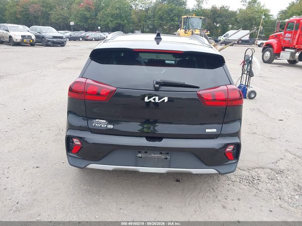 2022 KIA NIRO LX — I119