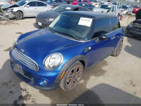 2013 MINI HARDTOP — I2