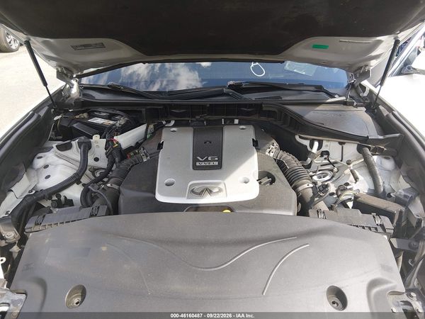 2016 INFINITI Q70 3.7X — I10