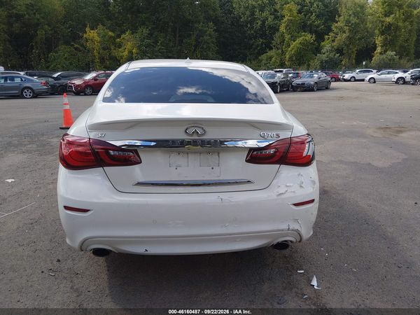 2016 INFINITI Q70 3.7X — I119