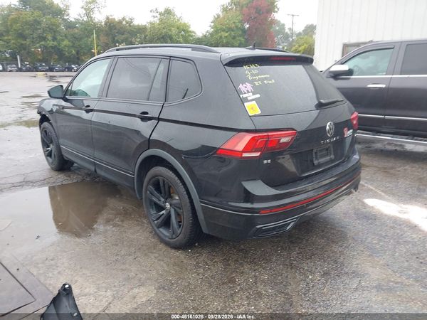 2024 VOLKSWAGEN TIGUAN 2.0T SE R-LINE BLACK — I3