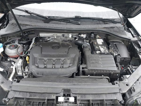 2024 VOLKSWAGEN TIGUAN 2.0T SE R-LINE BLACK — I10