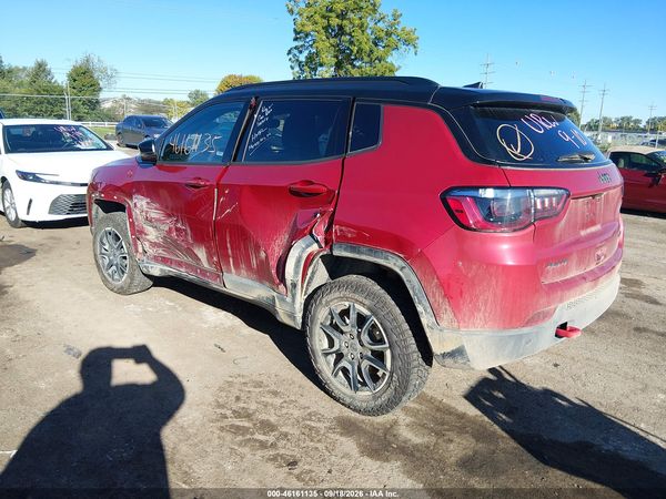 2025 JEEP COMPASS TRAILHAWK 4X4 — I3