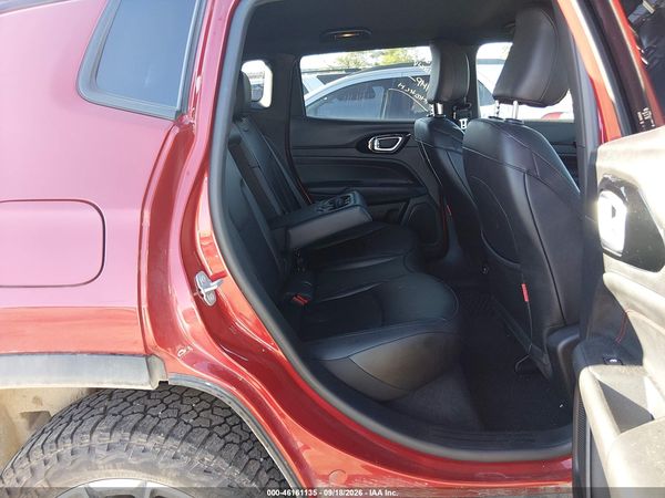2025 JEEP COMPASS TRAILHAWK 4X4 — I8