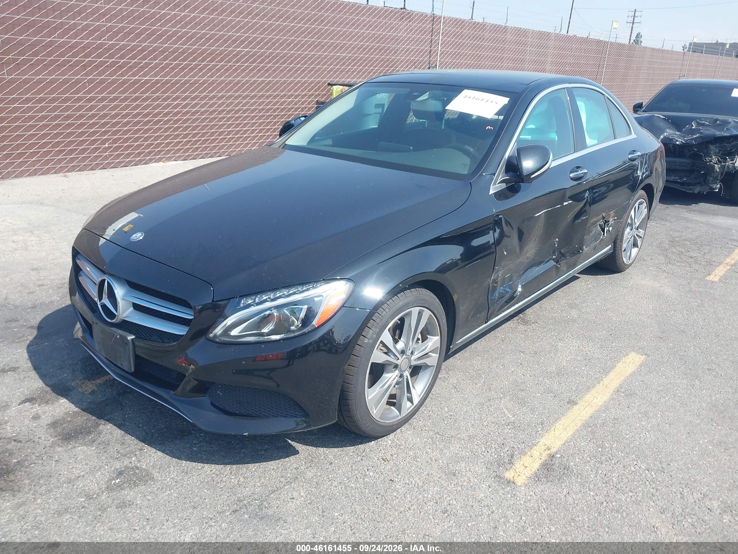 2015 MERCEDES-BENZ C 300 Base — I2