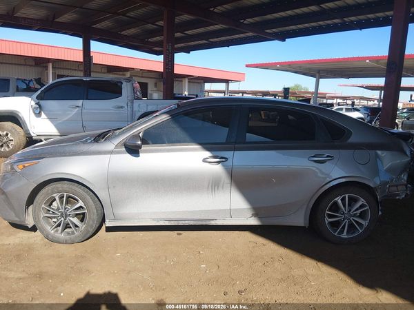 2024 KIA FORTE LXS — I117