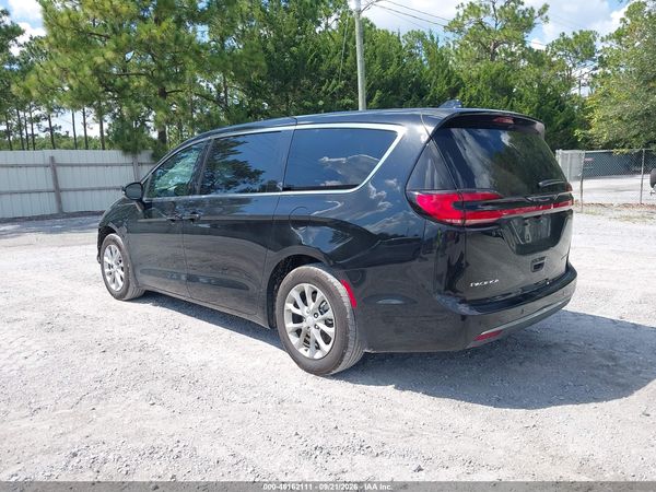 2027 CHRYSLER PACIFICA — I3