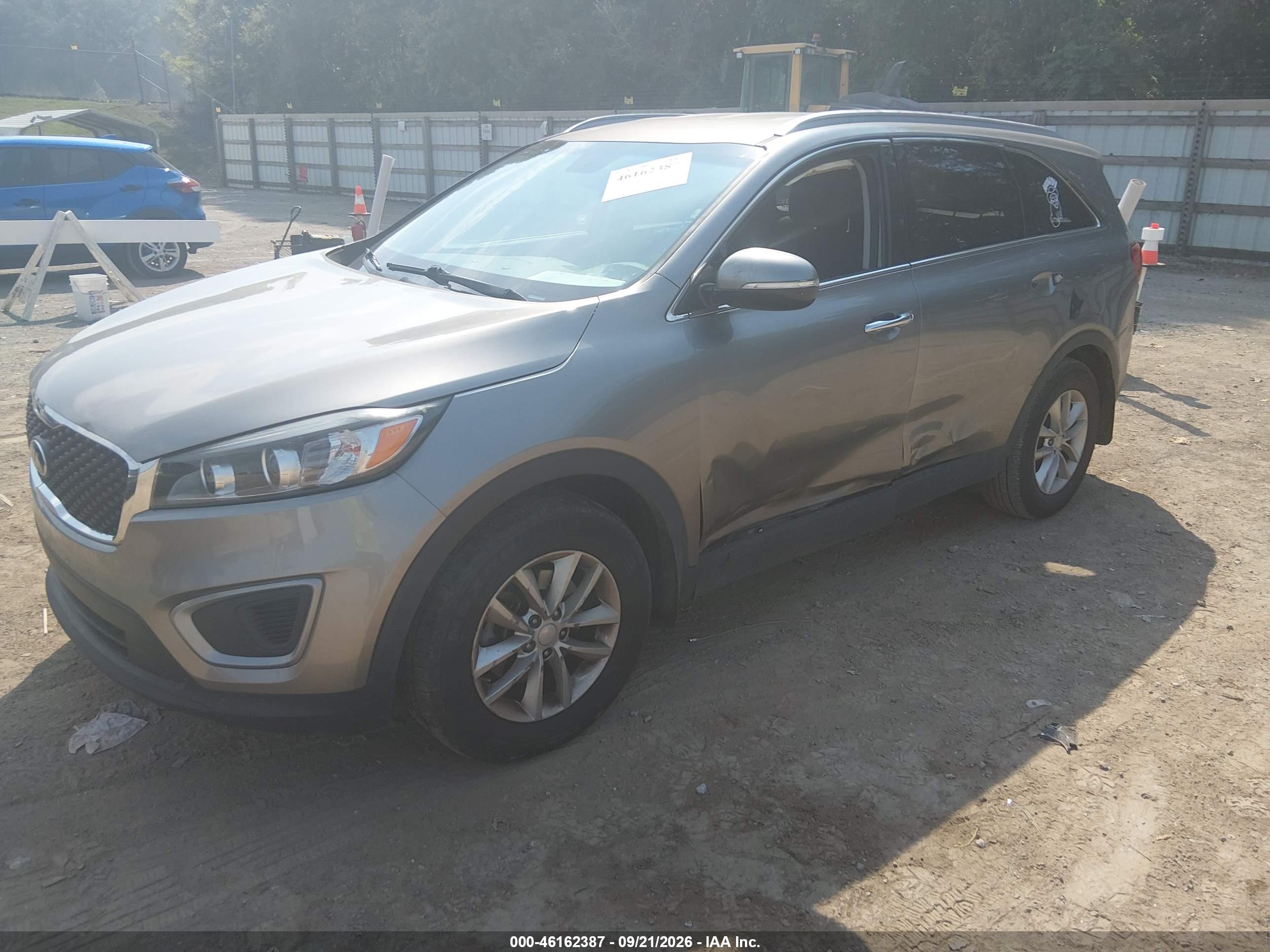 2017 KIA SORENTO 2.4L LX — I2