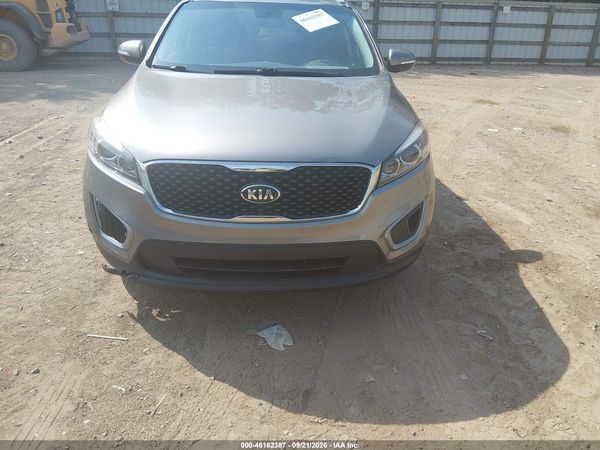 2017 KIA SORENTO 2.4L LX — I115