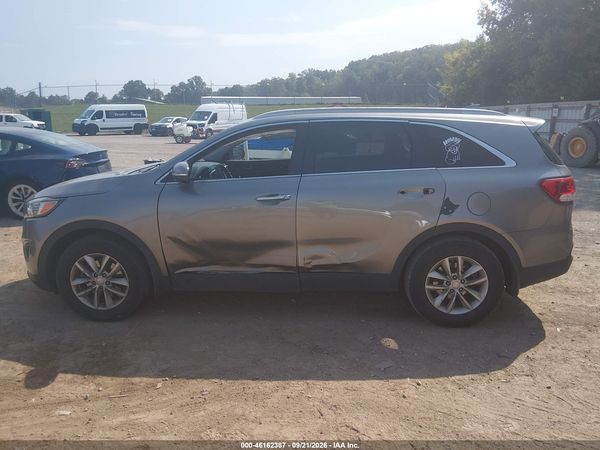 2017 KIA SORENTO 2.4L LX — I117