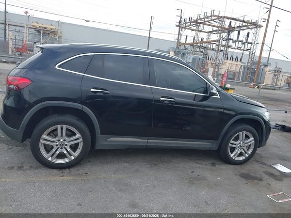 2021 MERCEDES-BENZ GLA 250 GLA250 — I116