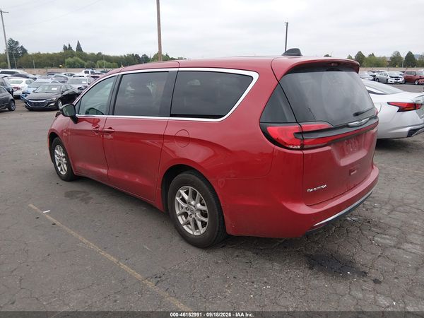 2025 CHRYSLER PACIFICA SELECT — I3