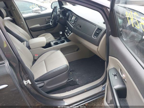2017 KIA SEDONA LX — I5