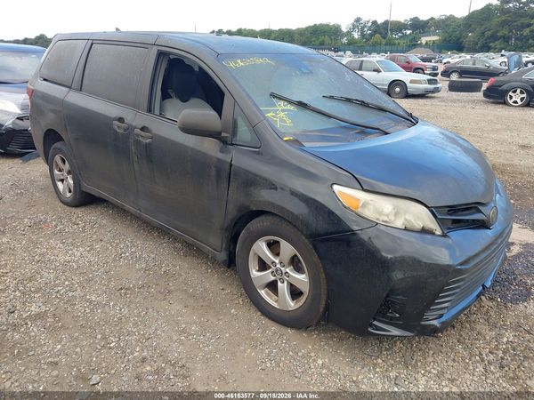 2019 TOYOTA SIENNA L 7 PASSENGER — I1