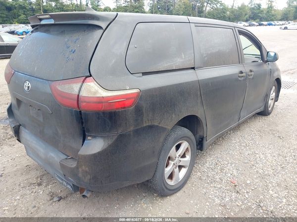 2019 TOYOTA SIENNA L 7 PASSENGER — I4