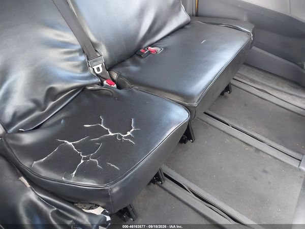 2019 TOYOTA SIENNA L 7 PASSENGER — I8