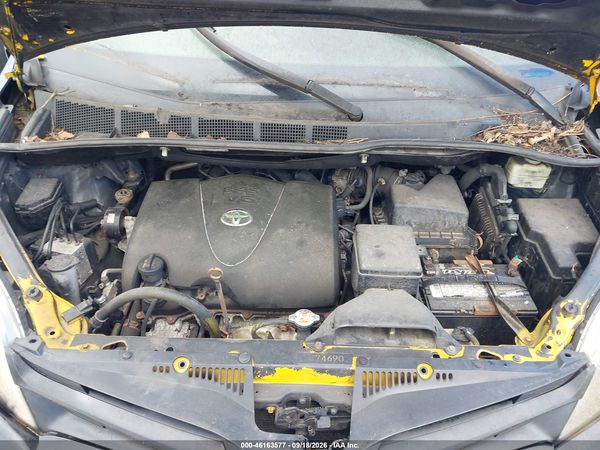 2019 TOYOTA SIENNA L 7 PASSENGER — I10