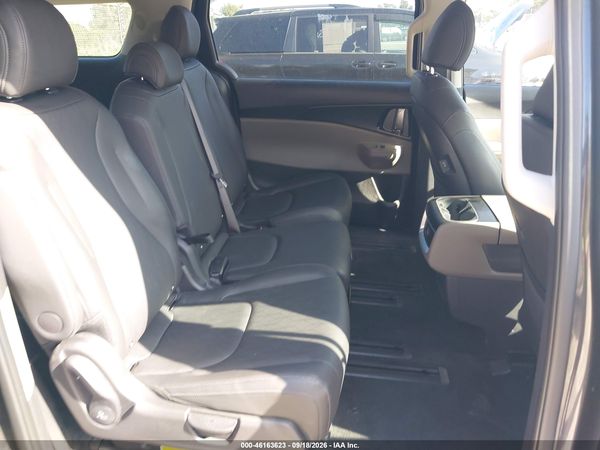 2026 KIA CARNIVAL MPV LXS — I8