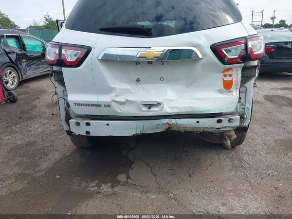 2017 CHEVROLET TRAVERSE LS — I6
