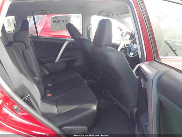 2016 TOYOTA RAV4 LE — I8