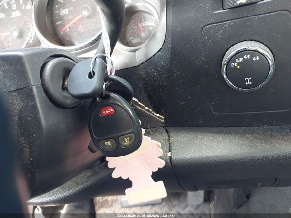 2012 CHEVROLET SILVERADO 1500 LT — I11