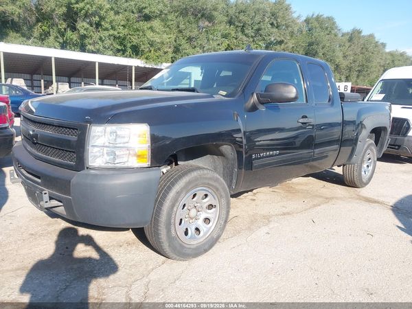 2013 CHEVROLET SILVERADO 1500 — I2