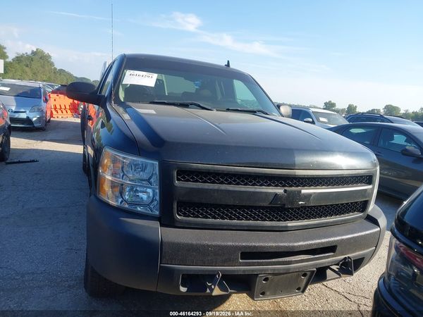2013 CHEVROLET SILVERADO 1500 LT — I115