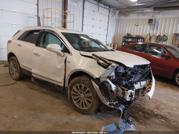 2017 CADILLAC XT5 LUXURY — I1