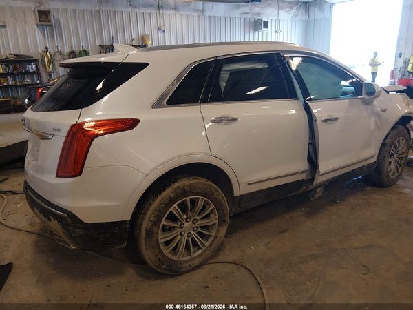 2017 CADILLAC XT5 LUXURY — I4