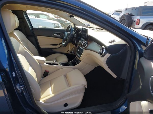 2020 MERCEDES-BENZ GLA 250 4MATIC — I5