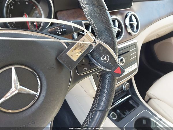 2020 MERCEDES-BENZ GLA 250 4MATIC — I11