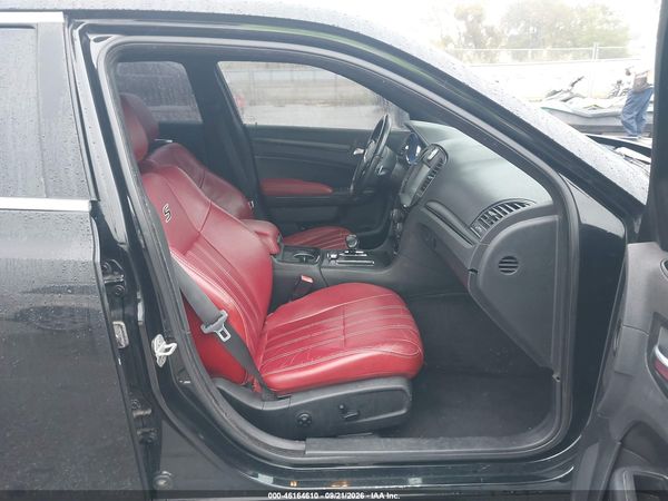 2013 CHRYSLER 300 300S — I5