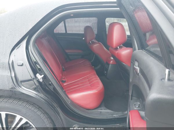 2013 CHRYSLER 300 300S — I8