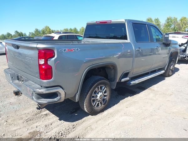 2025 CHEVROLET SILVERADO 2500HD 4WD  STANDARD BED LT — I4