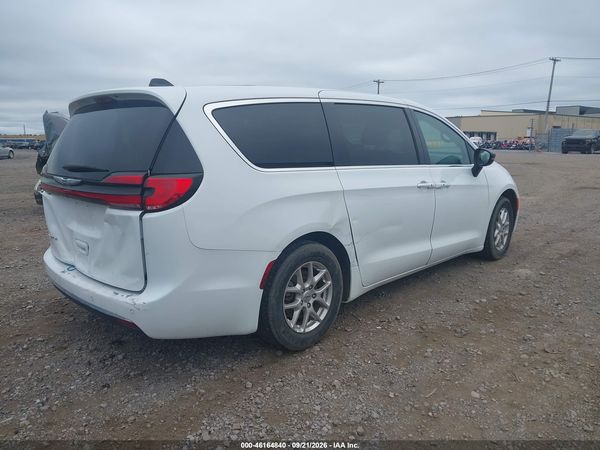 2025 CHRYSLER PACIFICA SELECT — I4