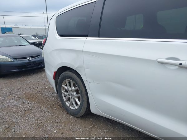 2025 CHRYSLER PACIFICA SELECT — I6