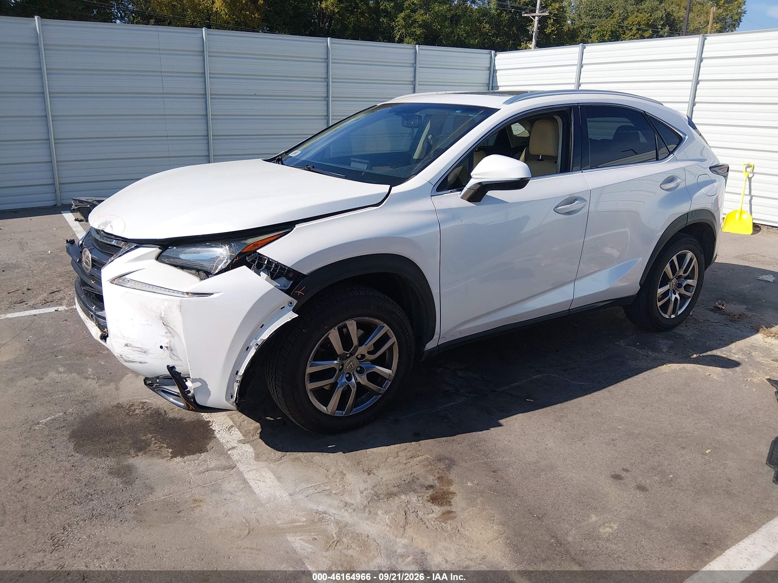 2016 LEXUS NX 200T 200t Luxury — I2