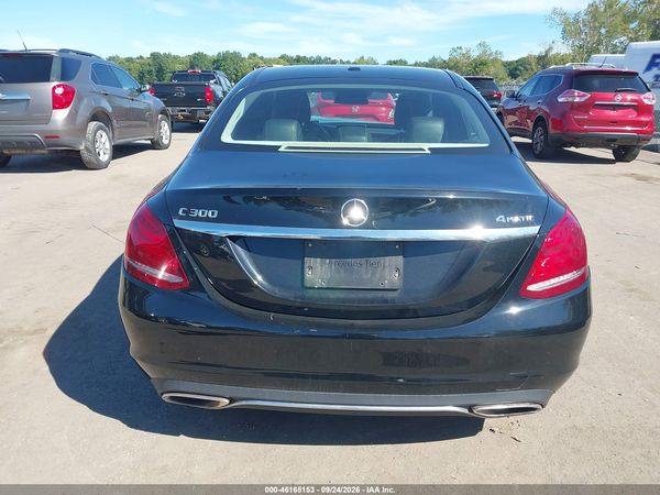 2015 MERCEDES-BENZ C 300 LUXURY 4MATIC — I119