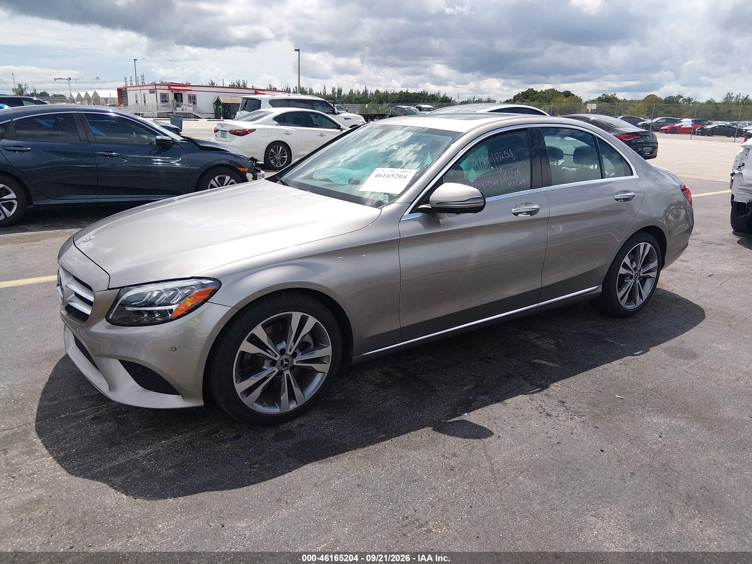 2019 MERCEDES-BENZ C 300 C300 — I2