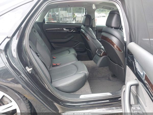 2015 AUDI A8 L 4.0T — I8